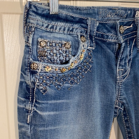 Miss Me Capri - Picture 4 of 7